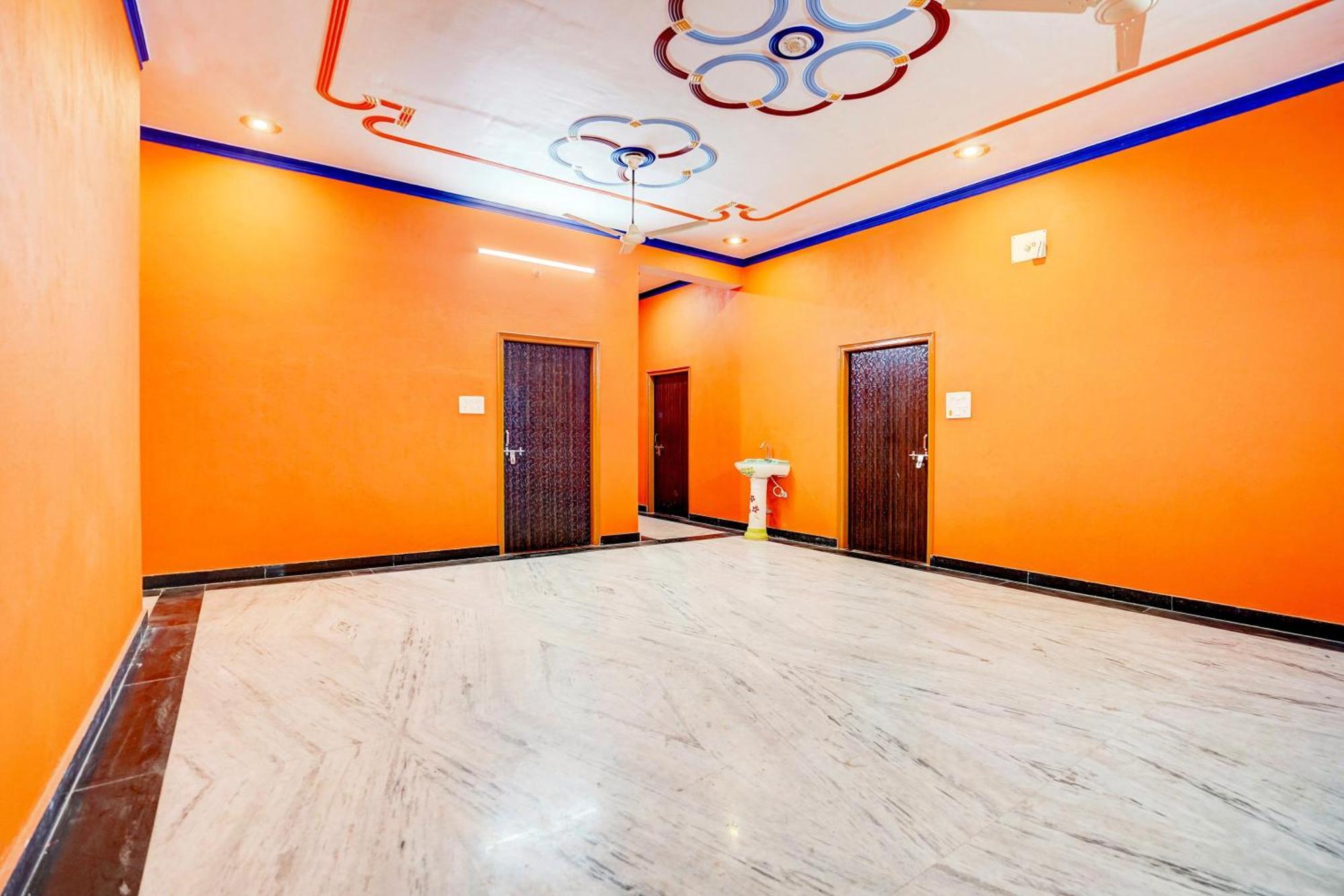 Hotel O J.D. Palace Varanasi Exterior foto